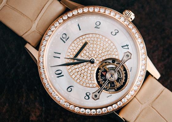旧手表回收价格，使用了两年的万宝龙手表能卖多少钱？