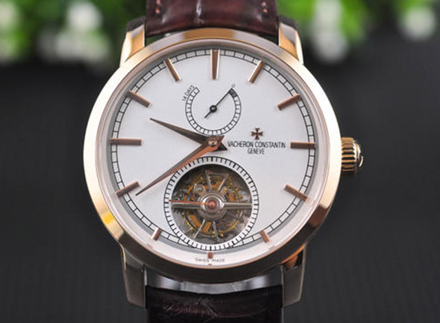 江诗丹顿纵横四海二手表回收价钱是多少？
