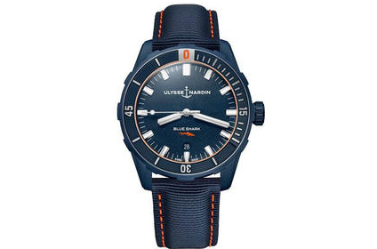 雅典潜水系列8163-175L手表回收值多少钱
