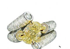 厦门钻石回收多少钱，黄钻价格受哪些因素影响？