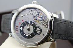 格拉苏蒂原创偏心机芯倒置手表回收行情好吗？